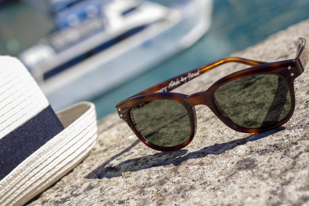 Følsom Bare gør krone Shade Maker – Limited Edition Sunglasses at EB Meyrowitz -